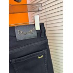 2026年3月18日春夏新作ファッション高品質Fendiジーパン luols工場