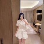 2026年3月9日入荷早春新作MIUMIUセット女性用ファッション/誕生日プレゼント/贈り物 can工場