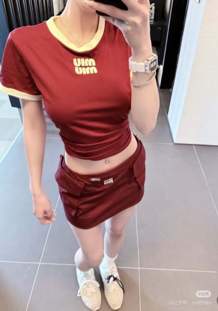 2026年3月9日入荷早春新作MiuMiu セット 女性用フ...