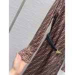 2026年3月22日入荷早春新作Fendi女性用ファッション/誕生日プレゼント/贈り物 can工場