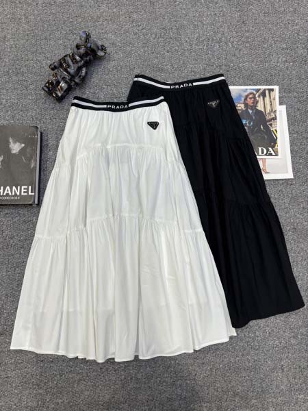2026年3月22日入荷早春新作Pradaスカート女性用ファ...