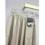 2026年3月22日入荷早春新作loewe女性用ファッション/誕生日プレゼント/贈り物 can工場