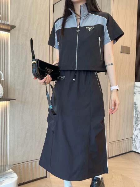 2026年3月22日入荷早春新作Pradaセット女性用ファッ...