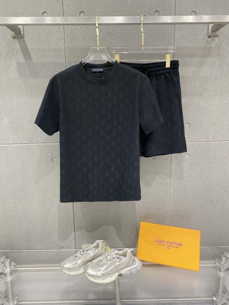 2026年3月23日入荷新作Louis Vuittonスーツ...