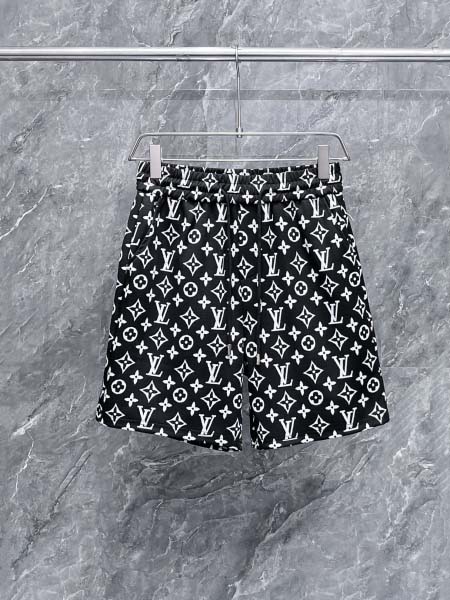 2026年3月25日入荷新作Louis Vuitton半ズボ...