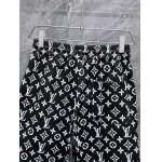 2026年3月25日入荷新作Louis Vuitton半ズボン 超厳選★高級品/誕生日プレゼント/OM工場
