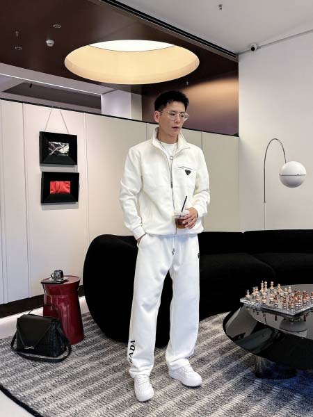 2026年3月25日入荷新作Prada上下セット 超厳選★高...