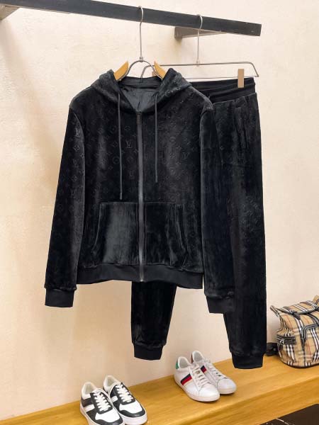 2026年3月25日入荷新作Louis Vuitton上下セ...