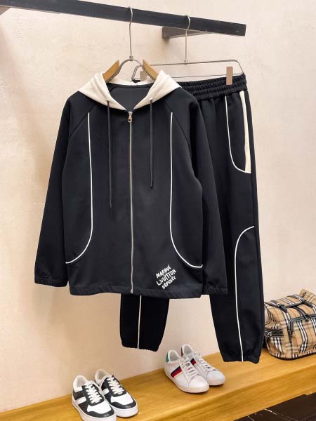 2026年3月25日入荷新作Louis Vuitton上下セ...