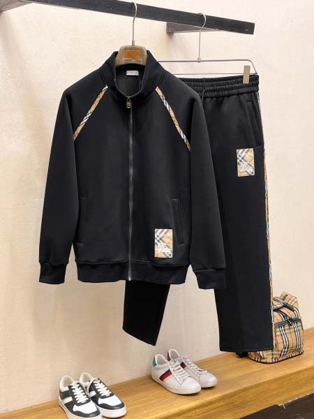 2026年3月25日入荷新作Burberry上下セット 超厳...