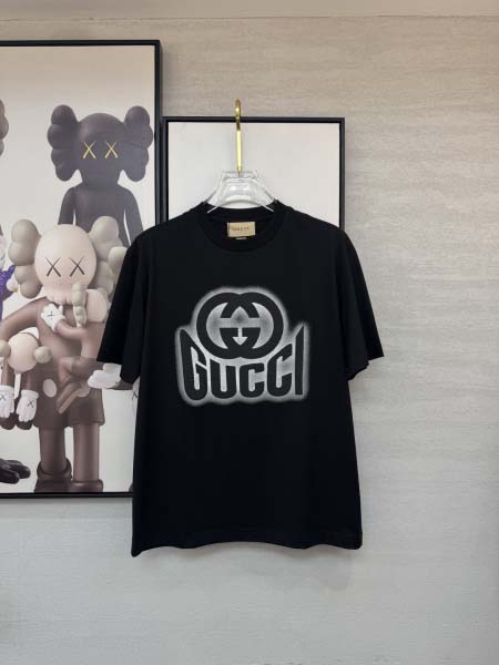 2026年3月28日入荷新作Gucci半袖Tシャツ春夏高品質...
