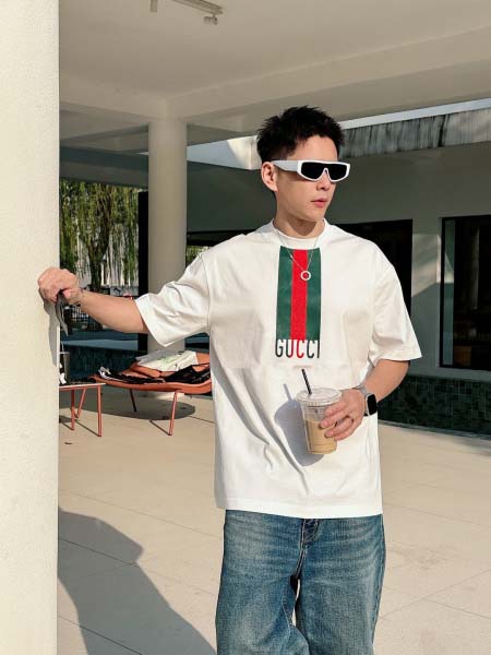 2026年3月28日入荷新作Gucci半袖Tシャツ春夏高品質...