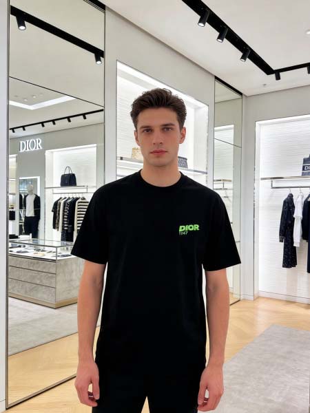 2026年3月30日入荷新作Dior半袖Tシャツ春夏高品質超...