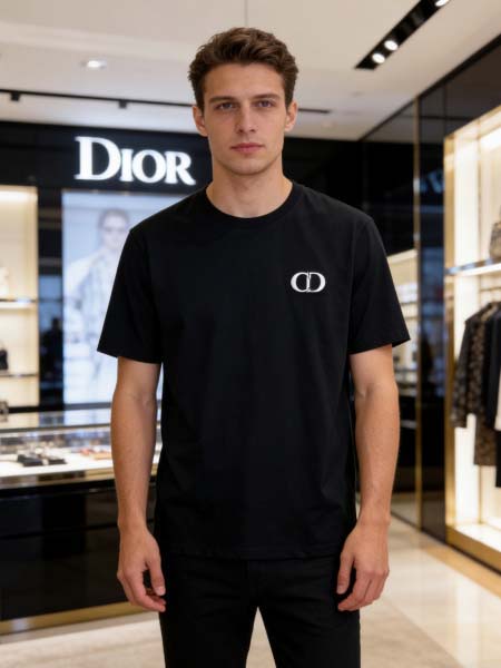 2026年3月30日入荷新作Dior半袖Tシャツ春夏高品質超...