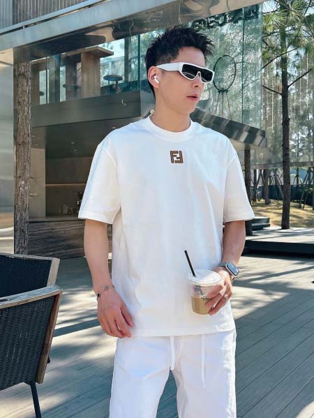 2026年3月29日入荷新作Fendi半袖Tシャツ春夏高品質...