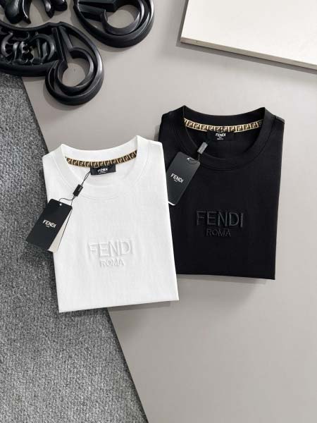 2026年3月29日入荷新作Fendi半袖Tシャツ春夏高品質...