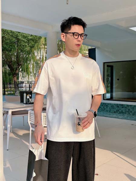 2026年3月30日入荷新作Burberry半袖Tシャツ春夏...