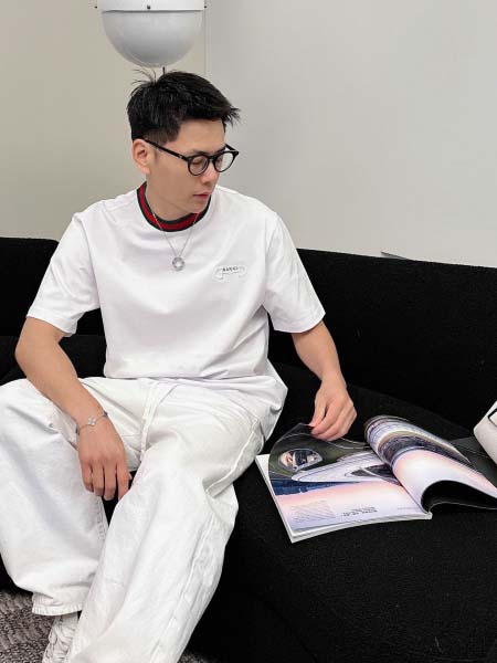 2026年3月31日入荷新作Gucci半袖Tシャツ春夏高品質...