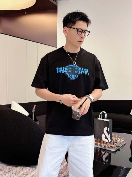 2026年3月31日入荷新作Balenciaga半袖Tシャツ...