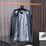 2026年3月31日入荷春秋新作PRADAジャケット YZF工場