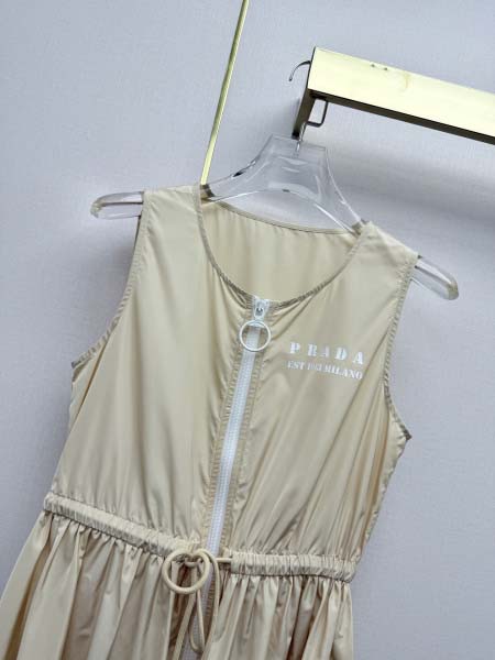 2026年4月4日入荷春夏新作Prada 高級品復刻 女性服 KL工場