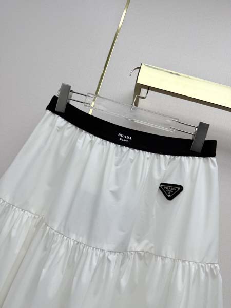 2026年4月4日入荷春夏新作Prada 高級品復刻 女性服 KL工場