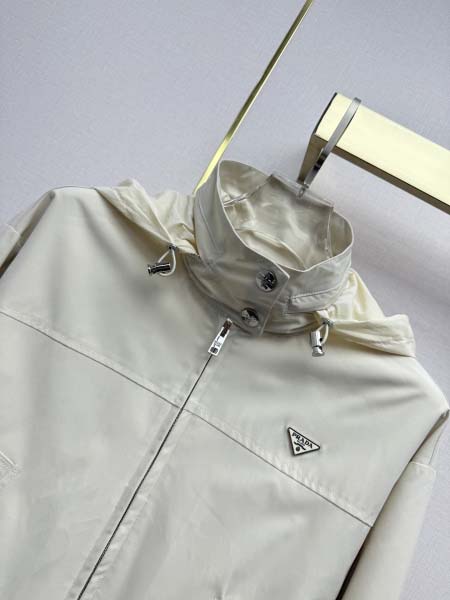 2026年4月4日入荷春夏新作Prada セット 上下高級品復刻 女性服 KL工場