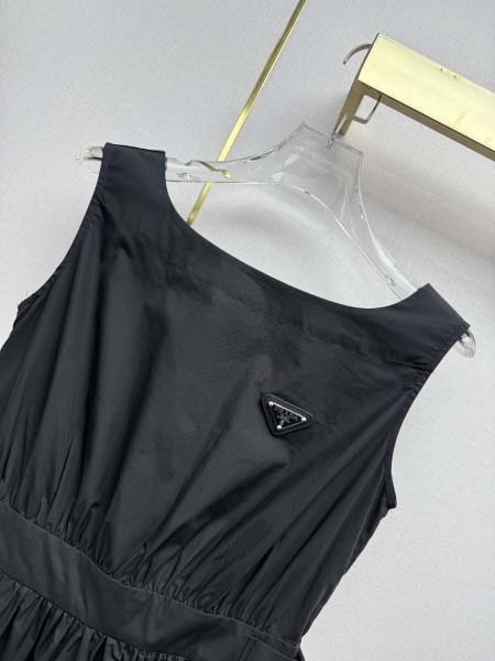 2026年4月4日入荷春夏新作Prada 高級品復刻 女性服 KL工場