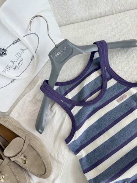 2026年4月4日入荷春夏新作Prada 高級品復刻 女性服 KL工場