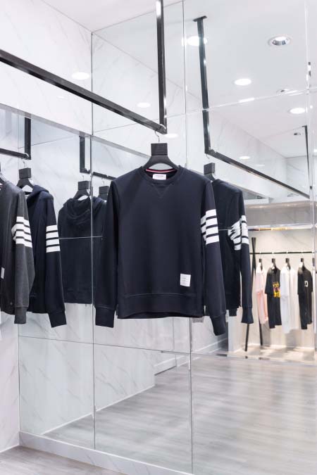 2026年4月1日入荷新作Thom Browneパーカー高級...