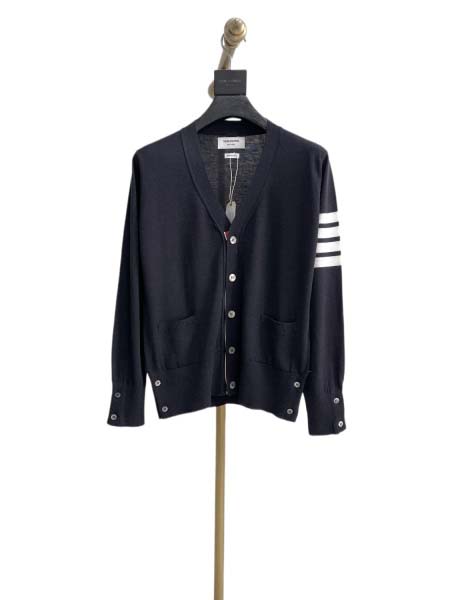 2026年4月1日入荷新作THOM BROWNE ニットカー...