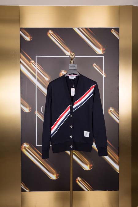 2026年4月2日入荷新作Thom Browneカーディガン...