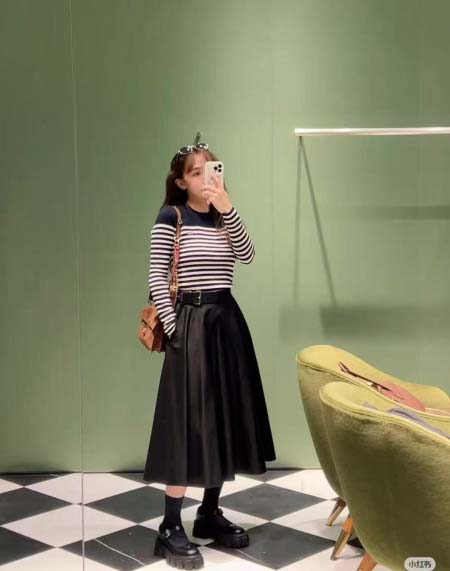 2026年4月4日入荷春夏新作Prada 高級品復刻 女性服...