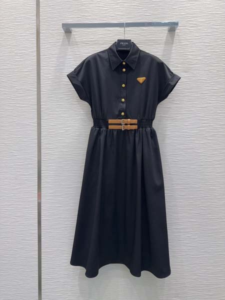 2026年4月4日入荷春夏新作Prada 高級品復刻 女性服...