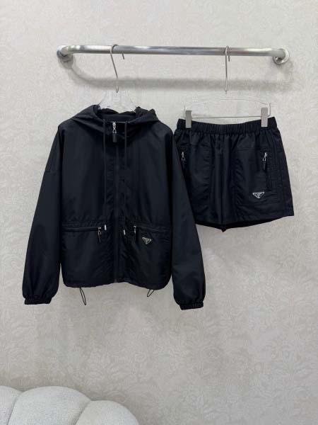 2026年4月4日入荷春夏新作Prada 高級品復刻 女性服...