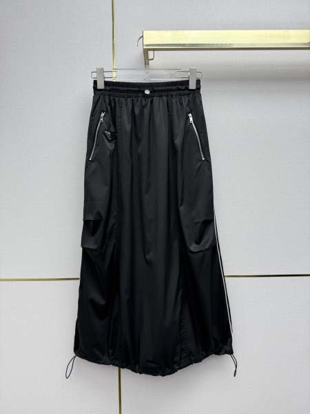 2026年4月4日入荷春夏新作Prada 高級品復刻 女性服...