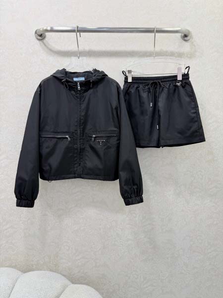 2026年4月4日入荷春夏新作Prada 高級品復刻 女性服...