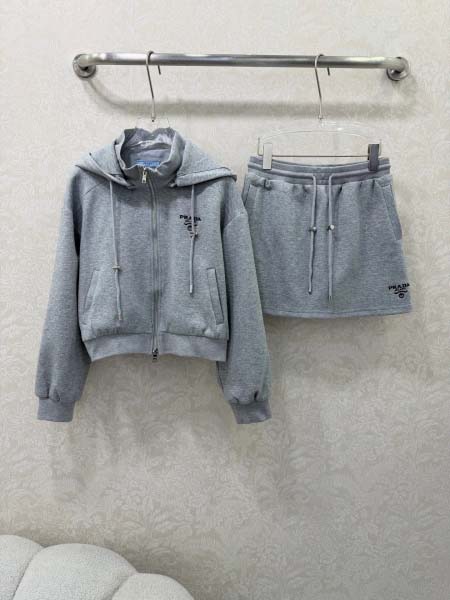 2026年4月4日入荷春夏新作Prada 高級品復刻 女性服...