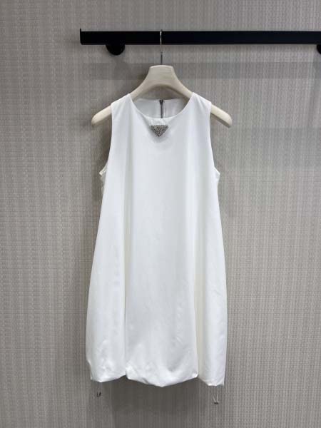 2026年4月4日入荷春夏新作Prada 高級品復刻 女性服...