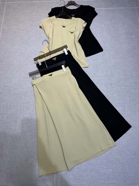 2026年4月4日入荷春夏新作Prada セット 上下高級品...