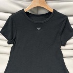 2026年4月4日入荷春夏新作Prada 高級品復刻 女性服 KL工場