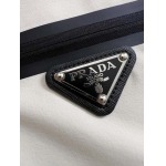 2026年4月7日入荷春夏新作Prada半袖 tシャツ高級なプレゼント/誕生日プレゼント/高品質/メンツ/記念品/ wenzhou工場