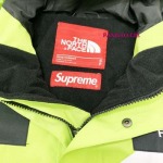2022年8月人気新作入荷高品質 SUPREME & The North Face アウター