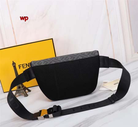 高品質新作入荷 フェンディメンズのバッグ  wp工場 size:18*20*7cm