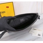高品質新作入荷 フェンディメンズのバッグ  wp工場 size:27*20*5
