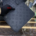 2023年5月30日原版復刻新作入荷 ルイヴィトン M21851バッグ haiou工場size:30×27.5×16