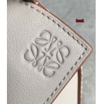 2023年早秋新作入荷高品質 LOEWE バッグ LOW1工場 SIZE:25800