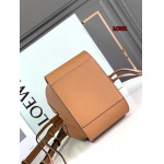 2023年早秋新作入荷高品質 LOEWE バッグ LOW1工場 SIZE:19*11*17cm