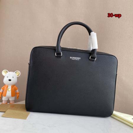 2023年11月15日秋冬人気新品入荷バーバリーメンズ ビジネスカバン38 x 7 x 27cmCM WP工場