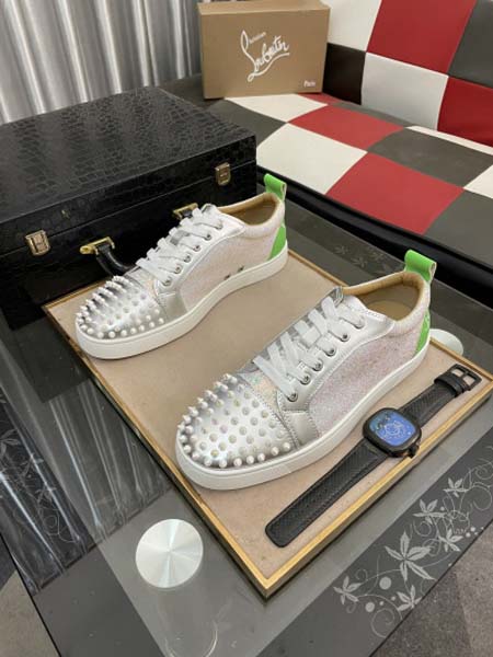 高品質新品入荷 クリスチャンルブタンスニーカーchsh工場38-44